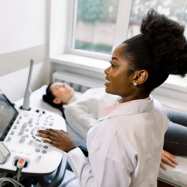 Dr. talking to patient about ultrasound results